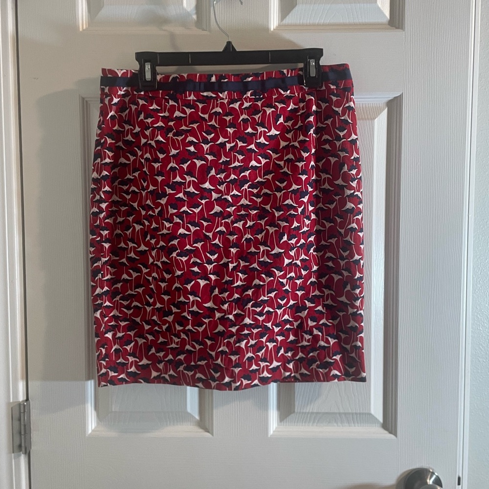 Boden Red and White Patterned Pencil Skirt US 10P NWOT